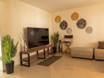 CASA MINIMALISTA AMUEBLADA Y EQUIPADA EN RESIDENCIAL TERRA MAGNA