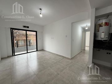 Departamento tres ambientes - con cochera - Lanusita