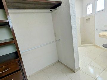 Casa en Renta o Venta dentro de Club de Golf la Ceiba de una planta