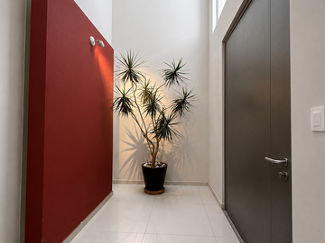 CASA EN VENTA CON ESTUDIO EN PARQUE CAIRO