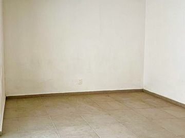 Casa en renta dentro de coto en Lomas Altas, Zapopan