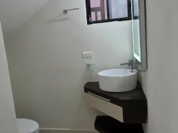 Casa en renta en Cerradas Magenta, Apodaca, Nuevo León
