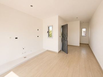 CASA A LA LAGUNA EN SANTA CLARA AL SUR | DISEÑO + VISTA ABIERTA