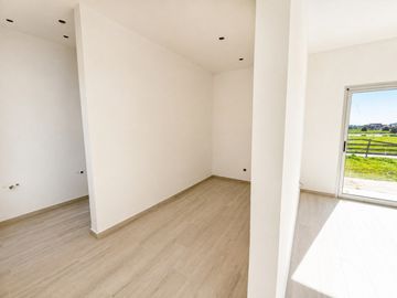 CASA A LA LAGUNA EN SANTA CLARA AL SUR | DISEÑO + VISTA ABIERTA