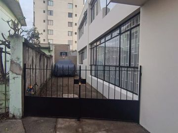 Departamento amplio en barrio residencial Viña del Mar