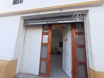 Excelente local comercial iluminado en Santa Inés.