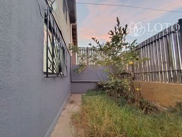 Se vende Amplia Casa 5 dormitorios, sector Achupallas.