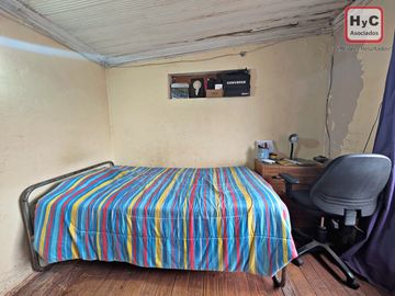 Se Vende Casa con Estacionamiento Para 3 Vehículos