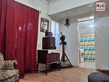 Gran Casona con Potencial Comercial en Barrio Universitario