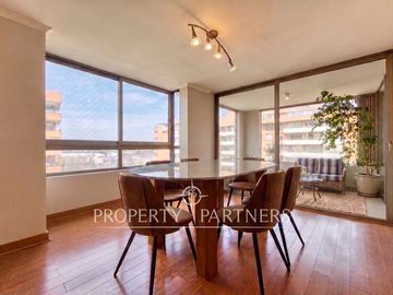 Amplio e Impecable Departamento en Exclusivo Sector de Vitacura