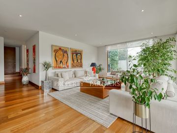 Espectacular casa en Condominio Lomas de La Dehesa