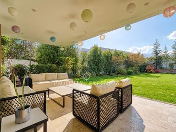 Espectacular casa en Condominio Lomas de La Dehesa