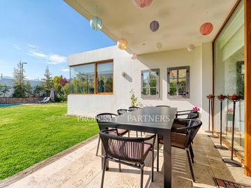 Espectacular casa en Condominio Lomas de La Dehesa