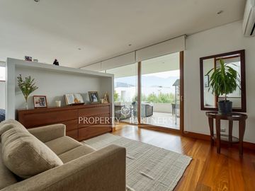 Espectacular casa en Condominio Lomas de La Dehesa