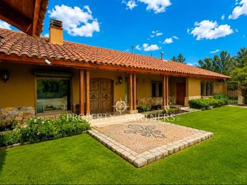 Hermosa Casa de Campo en Catapilco, en parcela de 2,7ha.