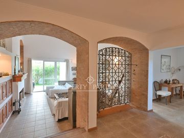 Exquisita casa remodelada en Marbella