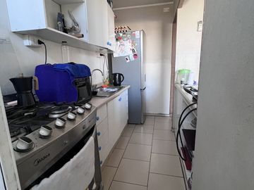 Se vende departamento 3D 1B