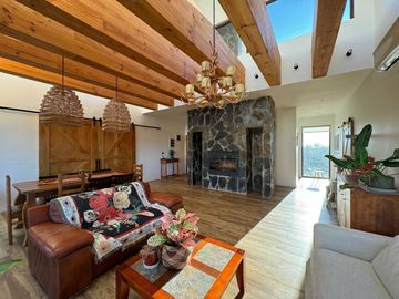 Moderna y Elegante Propiedad en Venta