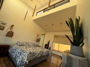 Moderna y Elegante Propiedad en Venta