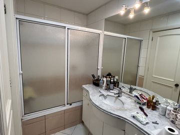 Se vende casa en barrio residencial