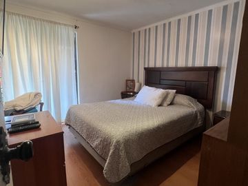 Amplia casa en venta sector Villa El Bosque