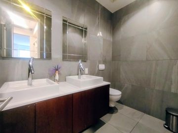 AEF RENTA SUIT 65 METROS HABITABLES  BALCÓN EDIFICIO YOO GONZÁLEZ SUAREZ