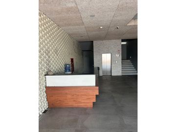 Oficina en renta de 46 m2  corporativo sobre av bonampak, Cancún