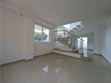 VENDO CASA EN CIUDAD JARDIN