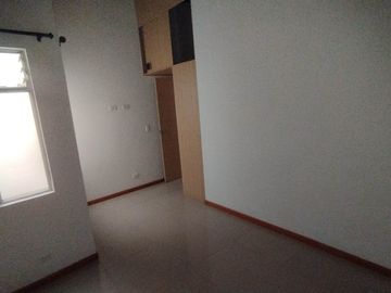 Apartamento en Arriendo Castellana, Medellín.