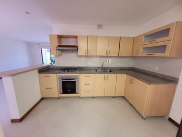 ARRIENDO CASA CAMPESTRE SECTOR GUALANDAY Rionegro