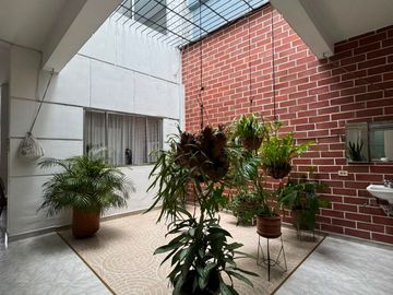 Casa Lote en venta