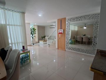Casa en venta de 4 hab. en Bavaria, Santa Marta