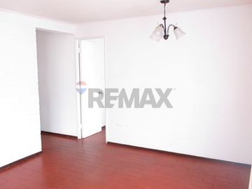 Encantadora Casa en Puente Alto / Villa la Foresta