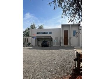 Casa en las Brisas de Chicureo | Precio negociable