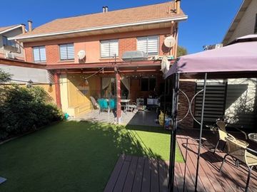 CASA EN VENTA - HUECHURABA