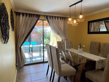 CASA EN VENTA - HUECHURABA