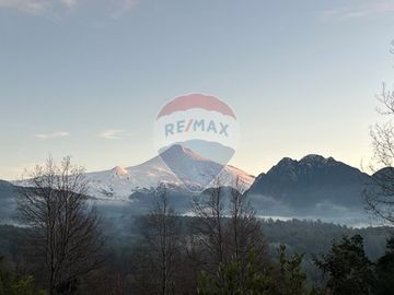 Casa en Venta en Pucon con Vista al Volcán