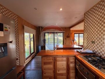 Casa en Venta en Pucon con Vista al Volcán