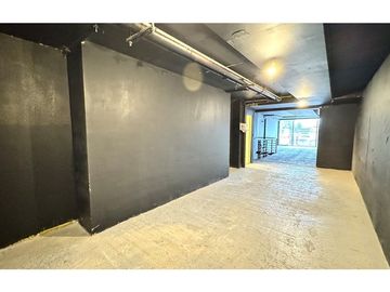 En Venta Local Comercial Hochstetter