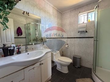 ¡OPORTUNIDAD! 2 CASAS EN ISLA DE MAIPO