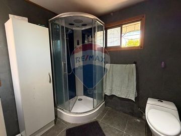 ¡OPORTUNIDAD! 2 CASAS EN ISLA DE MAIPO
