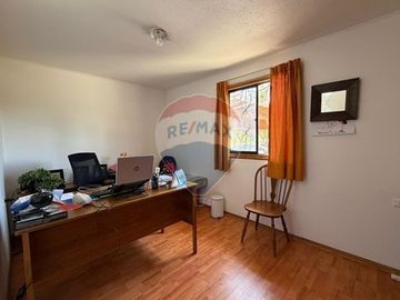 ¡OPORTUNIDAD! 2 CASAS EN ISLA DE MAIPO