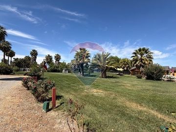 ¡OPORTUNIDAD! 2 CASAS EN ISLA DE MAIPO