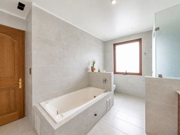 Exclusiva casa en sector residencial
