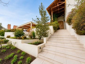 Exclusiva casa en sector residencial
