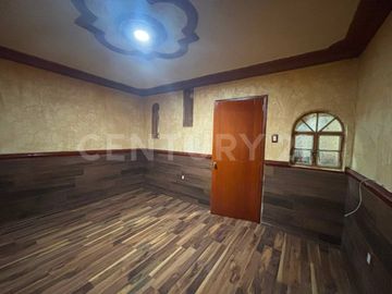 Casa En Renta en Colonia El Carmen, Guadalajara.