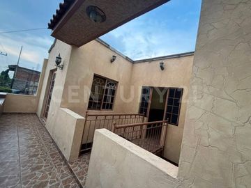 Casa En Renta en Colonia El Carmen, Guadalajara.