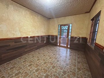Casa En Renta en Colonia El Carmen, Guadalajara.