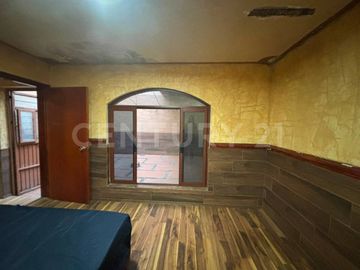 Casa En Renta en Colonia El Carmen, Guadalajara.