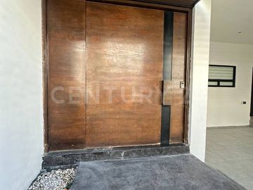 CASA EN RENTA EN COL. CUMBRES ELITE EN PRIVADA MONTERREY
